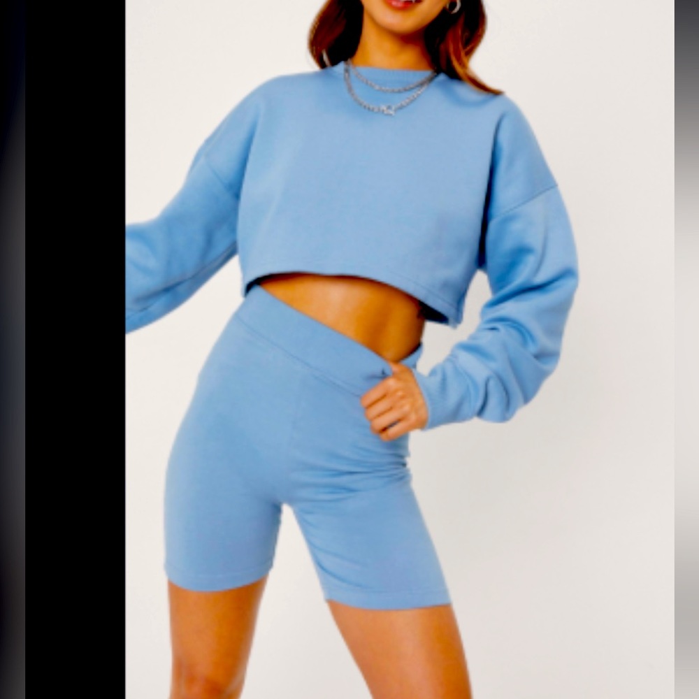 BRAND NEW blue nasty gal cropped sweatshirt